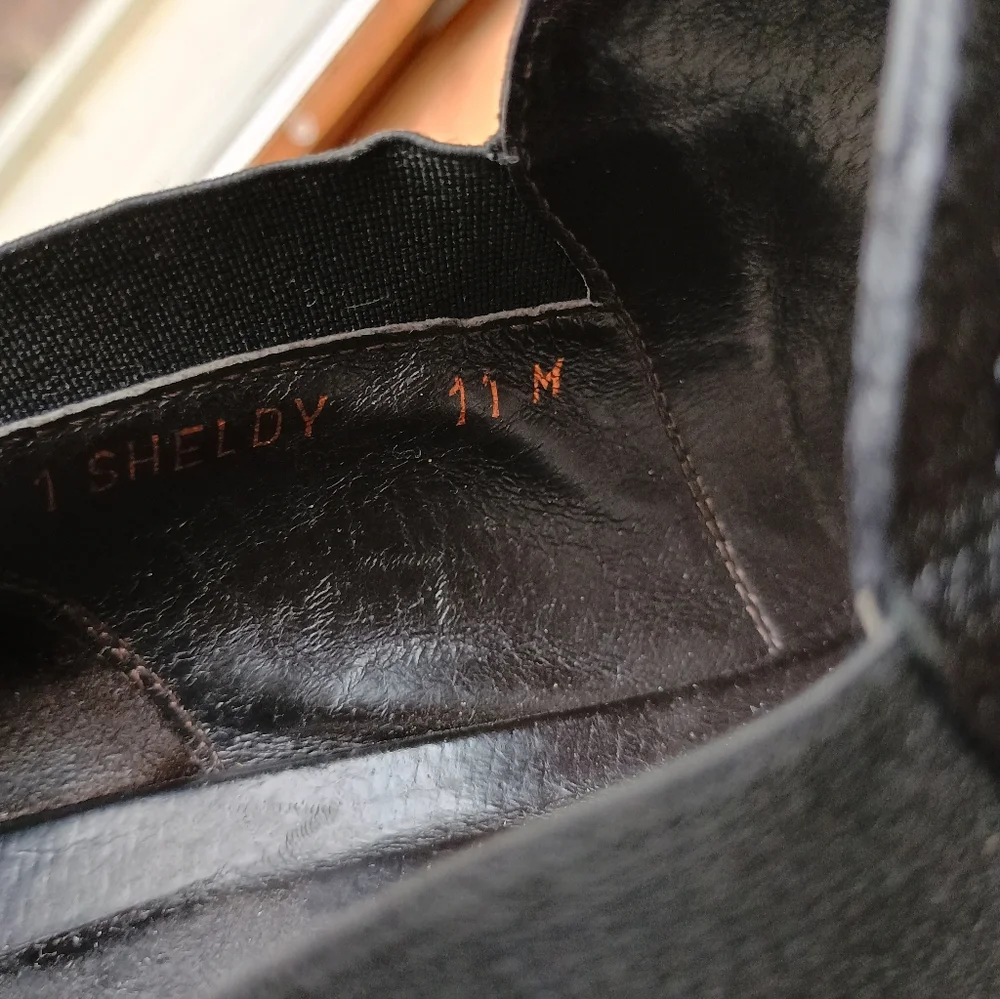 Donald J Pliner Ladies Sz 11 Black Leather Loafer Lug Sole Italy